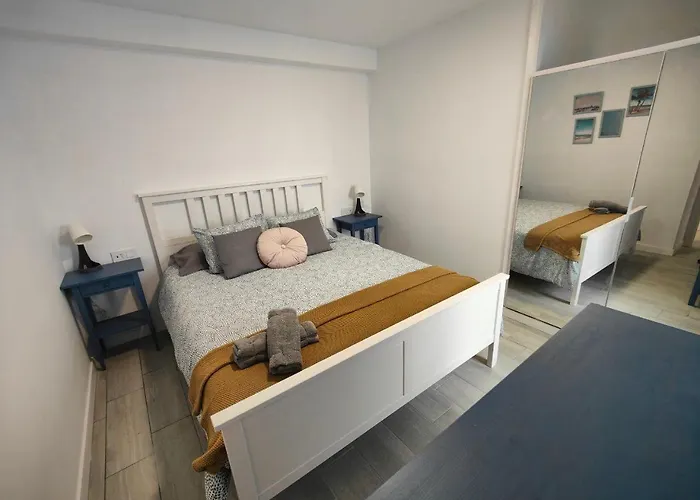 Vacacional Sunbeach 公寓 坎德拉里亚